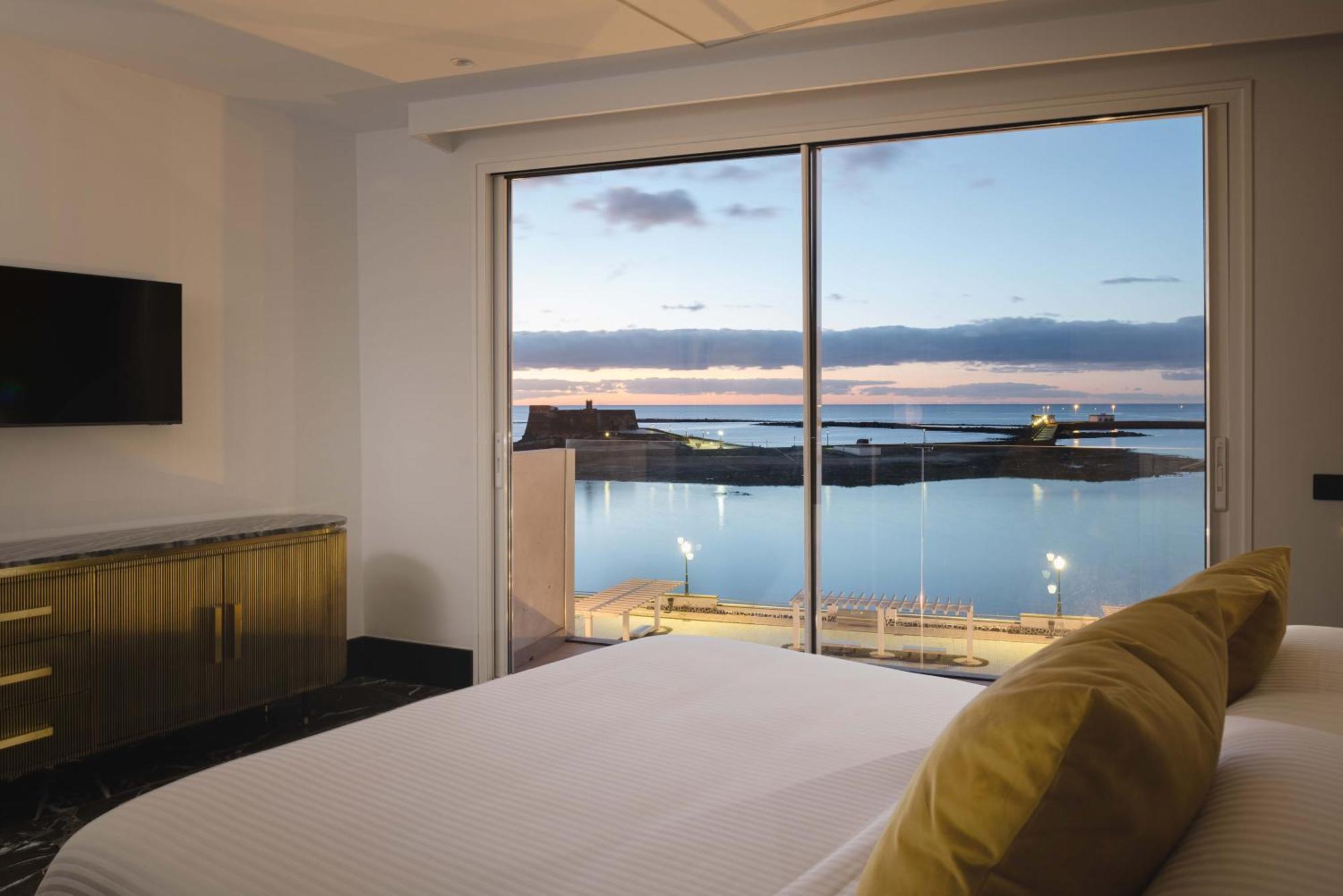 Blue Marina Suites - Boutique Apartments Arrecife  Exterior foto